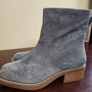 Lucky Brand Women's Kazey Square Toe Ankle Boot (size 5)